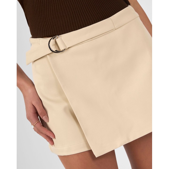 Short Mujer Megumi Beige Arena