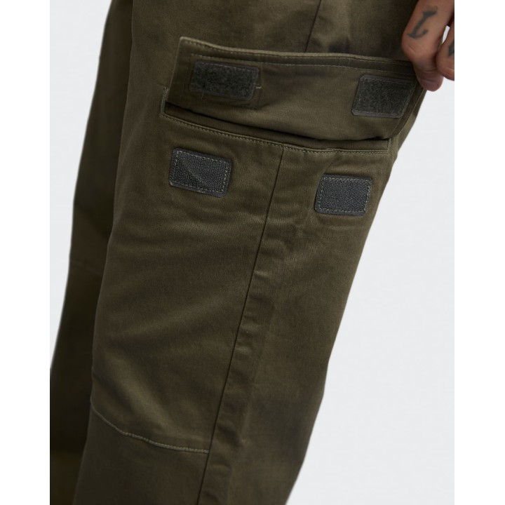 Jogger Hombre Levi Verde Militar